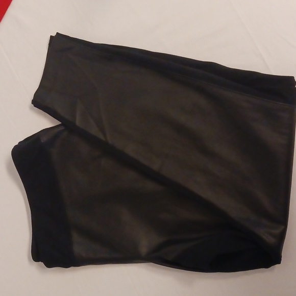 Soma Tummy Smoothing Faux Leather Ponte Black Leggings Size XXL - Picture 7 of 8